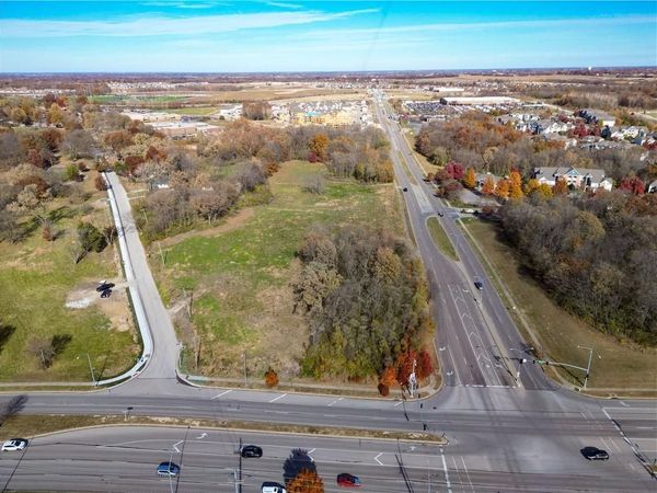 8500 N Baughman Road, Kansas City, MO 64154