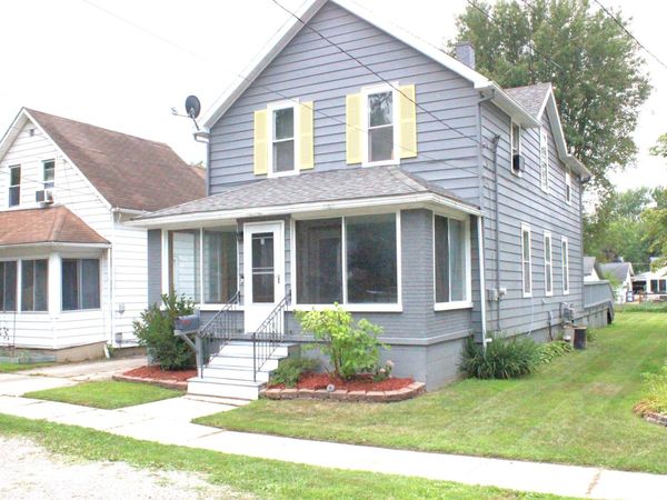 208 Jay Street, Saint Charles, MI 48655
