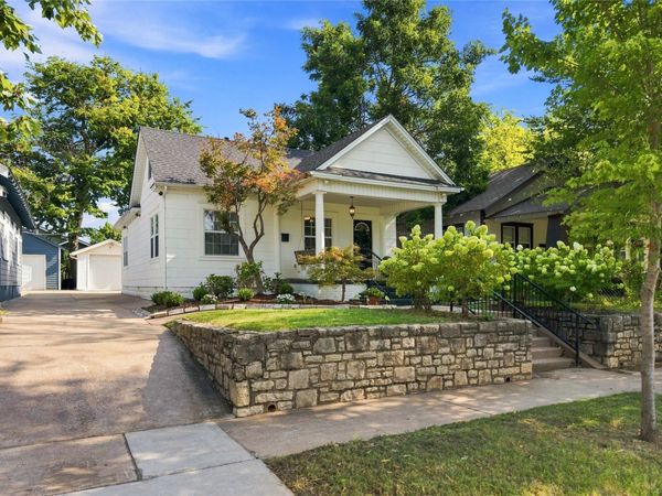 1859 E 17th Street, Tulsa, OK 74104