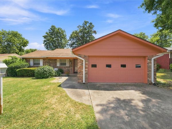 421 W Gary Street , Broken Arrow, OK 74012
