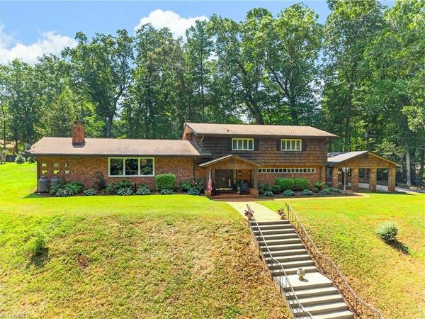 1941 Oak Drive , Asheboro, NC 27205