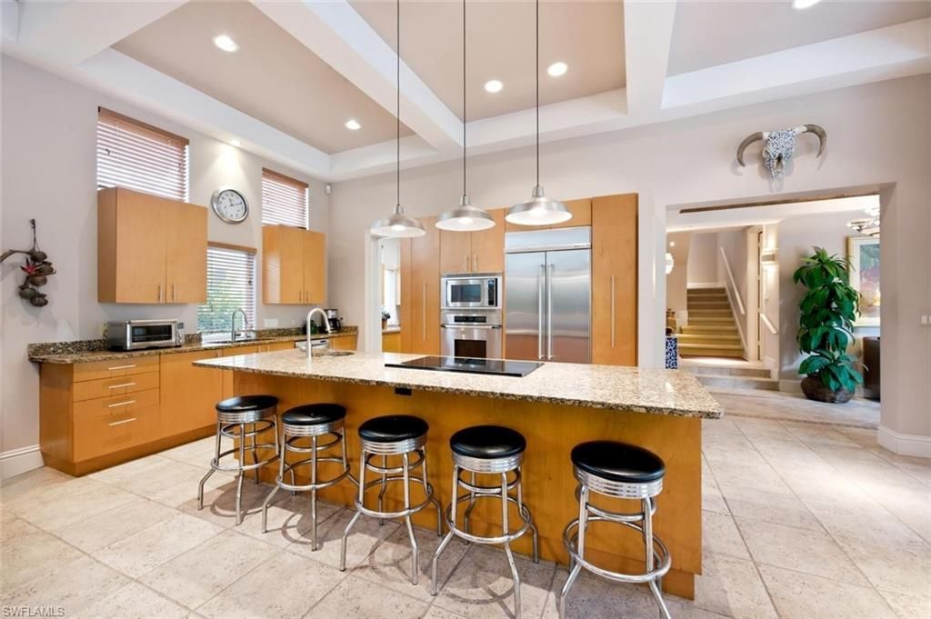 576 96th Ave N, Naples, FL 34108 Photo