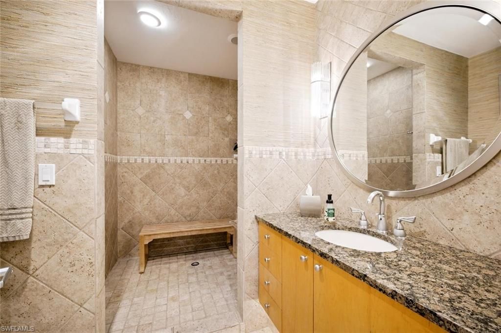 576 96th Ave N, Naples, FL 34108 Photo