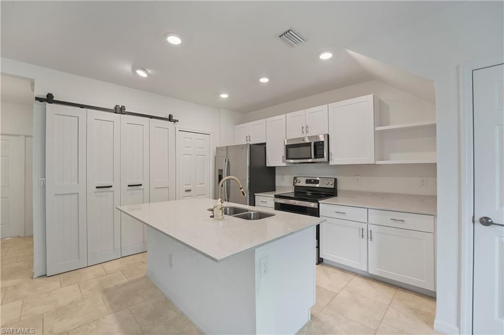 14053 Oviedo Pl , Fort Myers, FL 33905 Photo