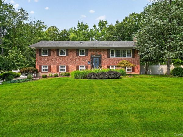 12 Little Brook Lane, New City, NY 10956