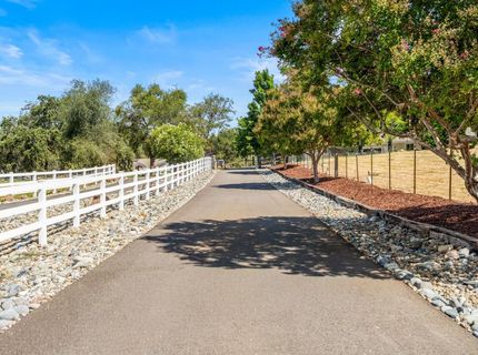 7845 Jeannie Ct, Loomis, CA 95650 Photo