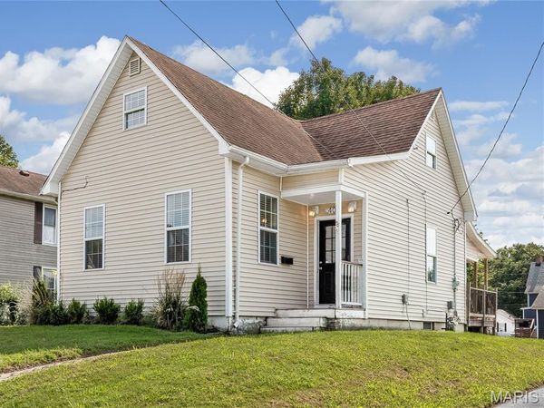 401 S Chestnut Street, Collinsville, IL 62234