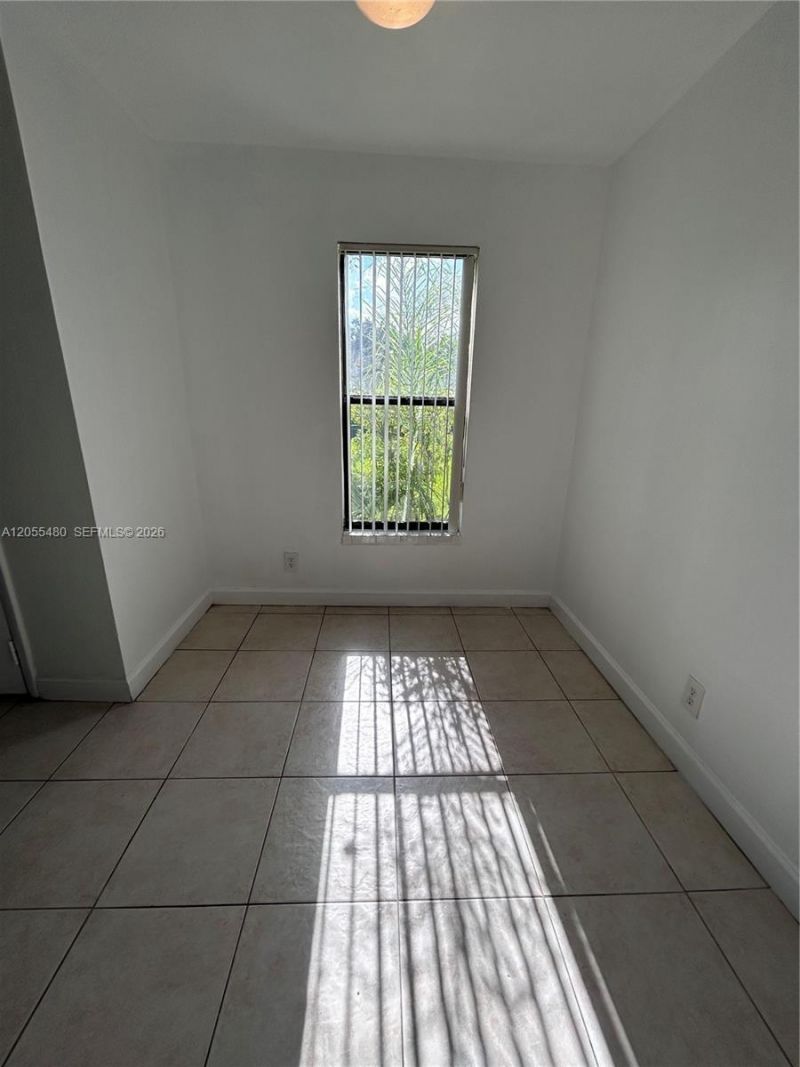 4098 N Pine Island Rd, Unit 100, Sunrise, FL 33351 Photo