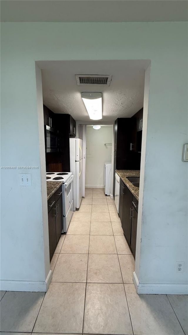 4098 N Pine Island Rd, Unit 100, Sunrise, FL 33351 Photo