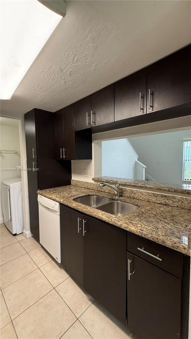 4098 N Pine Island Rd, Unit 100, Sunrise, FL 33351 Photo