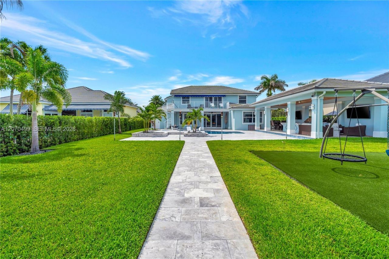 665 SW Yacht Basin Way, Stuart, FL 34997 Photo