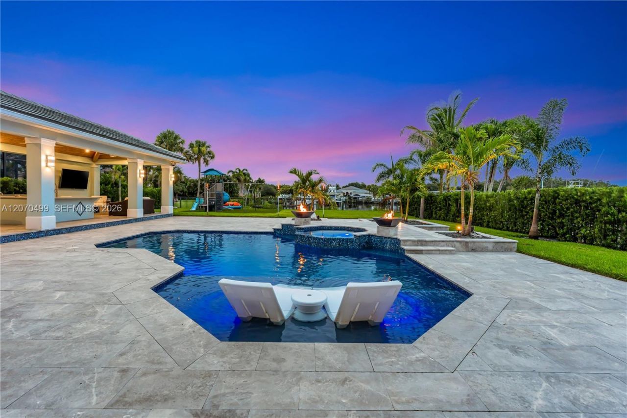 665 SW Yacht Basin Way, Stuart, FL 34997 Photo