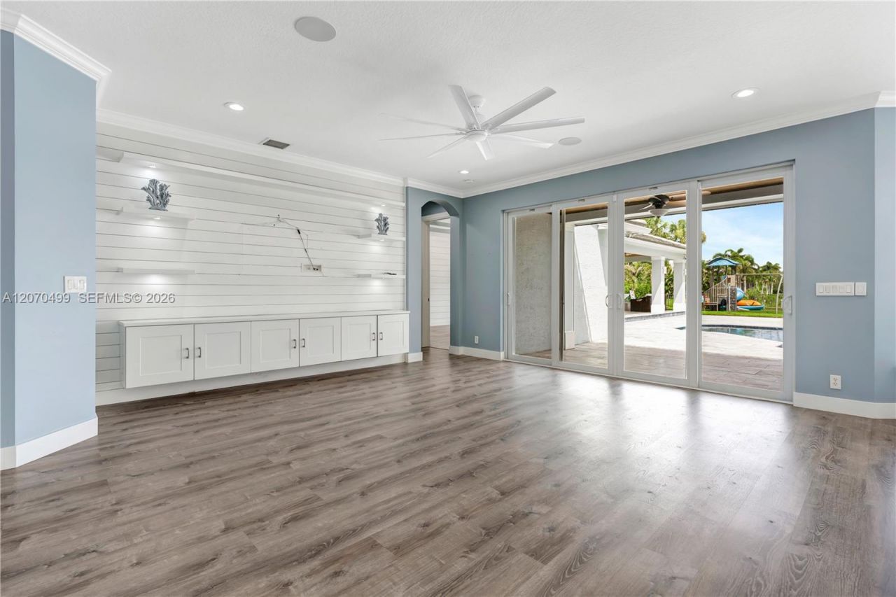 665 SW Yacht Basin Way, Stuart, FL 34997 Photo
