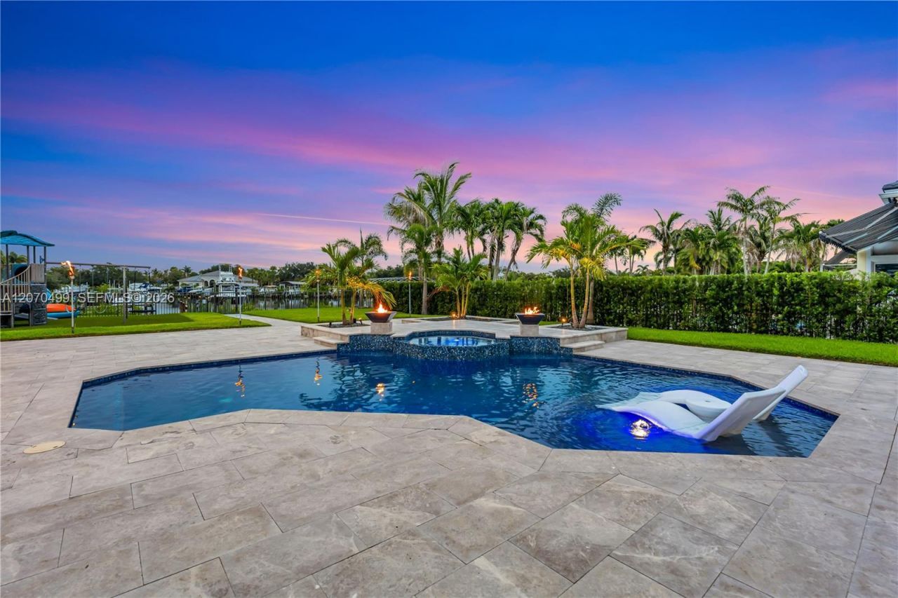 665 SW Yacht Basin Way, Stuart, FL 34997 Photo