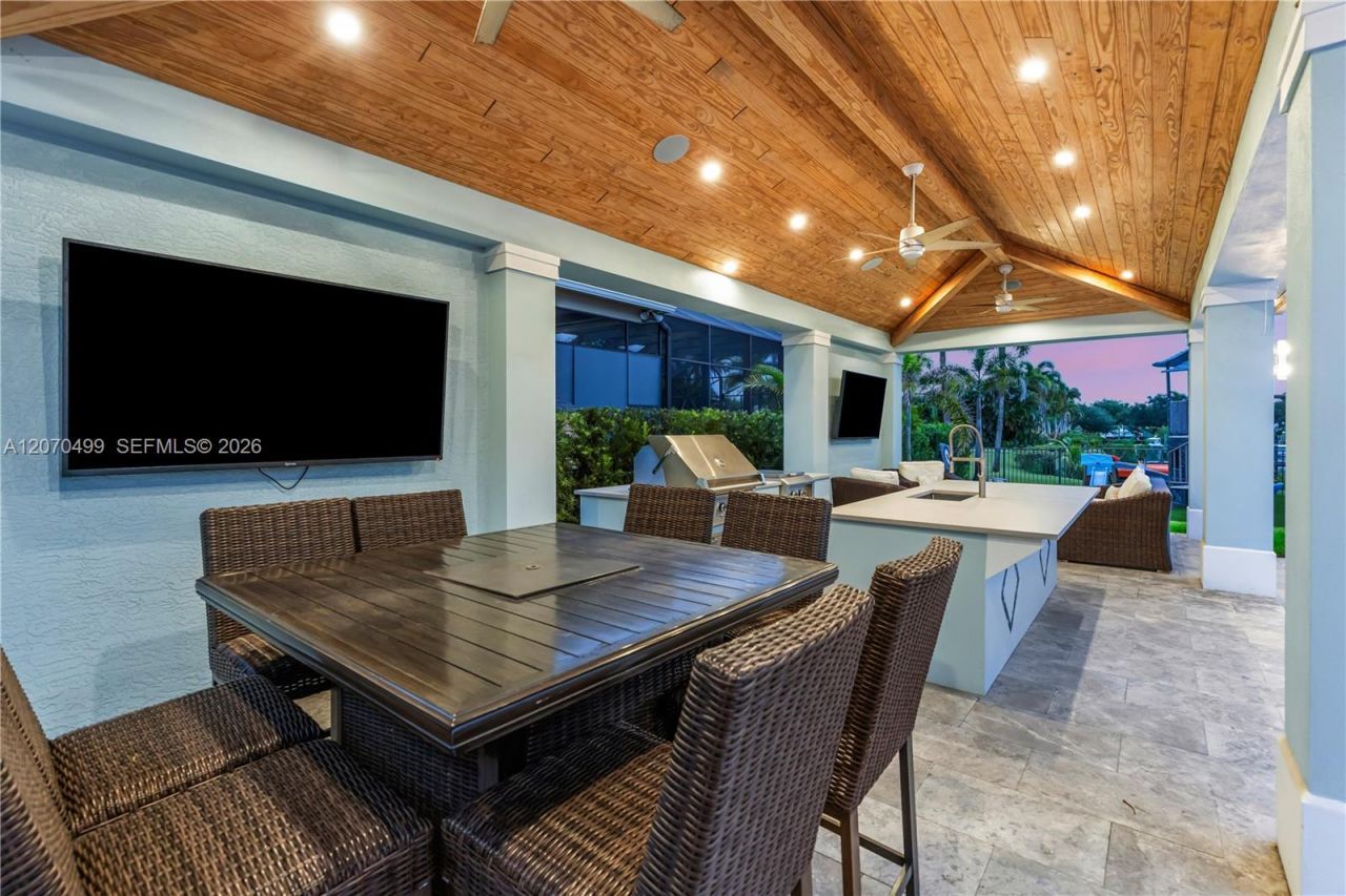 665 SW Yacht Basin Way, Stuart, FL 34997 Photo