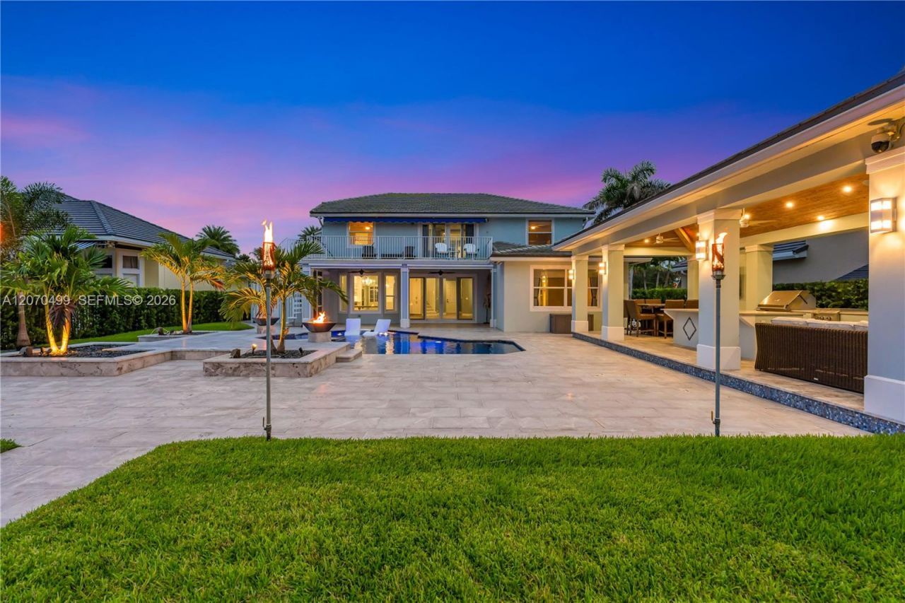 665 SW Yacht Basin Way, Stuart, FL 34997 Photo