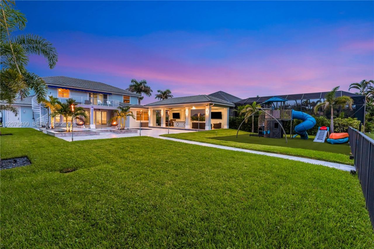 665 SW Yacht Basin Way, Stuart, FL 34997 Photo