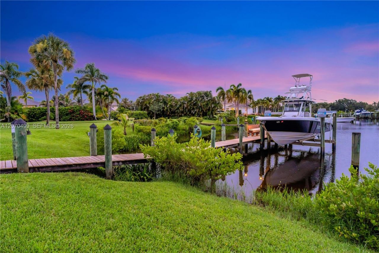665 SW Yacht Basin Way, Stuart, FL 34997 Photo