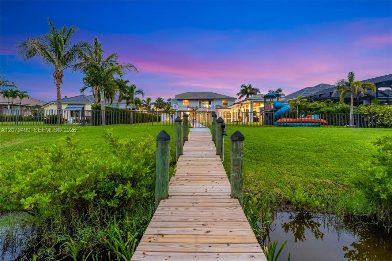 665 SW Yacht Basin Way, Stuart, FL 34997 Photo