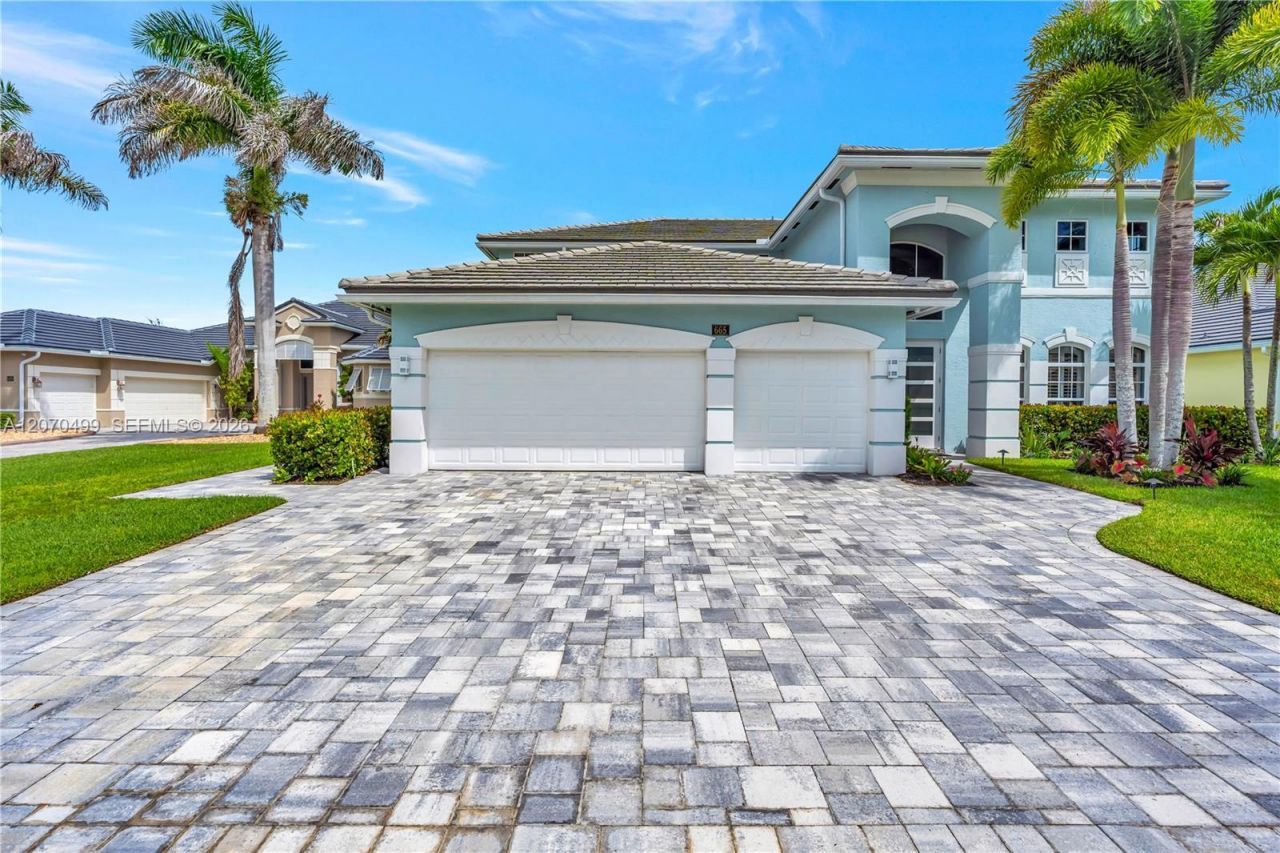 665 SW Yacht Basin Way, Stuart, FL 34997 Photo