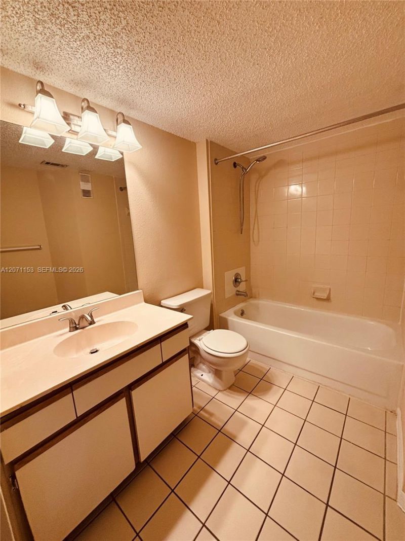 4055 W Mcnab Rd, Unit H303, Pompano Beach, FL 33069 Photo