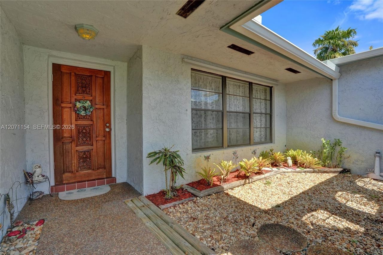 5321 SW 90th Ave, Cooper City, FL 33328 Photo