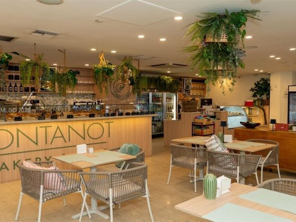 848 NE Brickell Avenue , Miami, FL 33131
