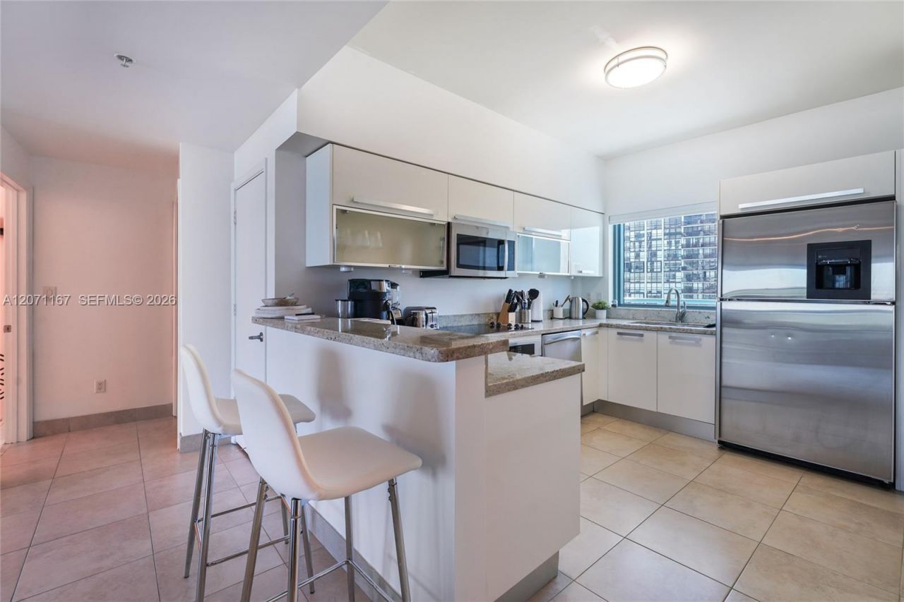 601 NE 36th St, Unit 1106, Miami, FL 33137 Photo