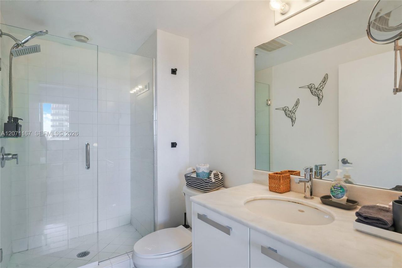 601 NE 36th St, Unit 1106, Miami, FL 33137 Photo