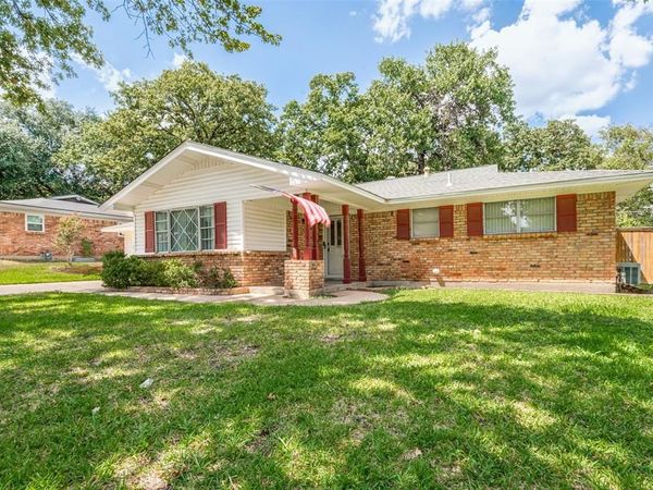 608 W Cheryl Avenue, Hurst, TX 76053