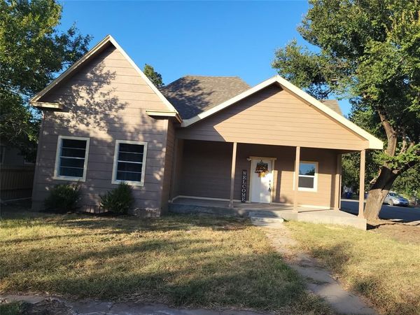 1618 2nd Street, Brownwood, TX 76801