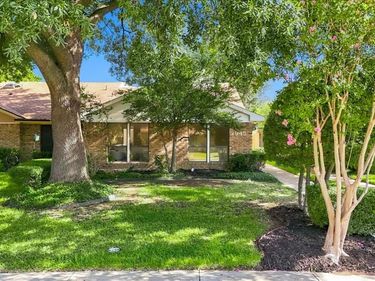2945 Allister Street, Dallas, TX 75229