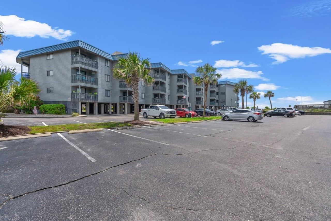 6000 N Ocean Blvd., Unit 211, North Myrtle Beach, SC 29582 Main Photo