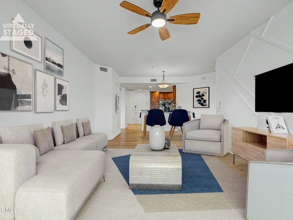 5450 E DEER VALLEY Drive, Unit 3010, Phoenix, AZ 85054