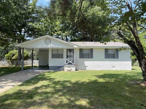 3981 HAMMETT DR, Memphis, TN 38109