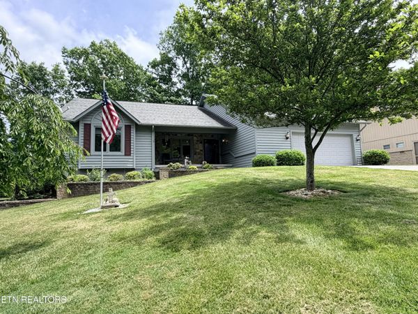 18 Heather Glen Drive, Fairfield Glade, TN 38558