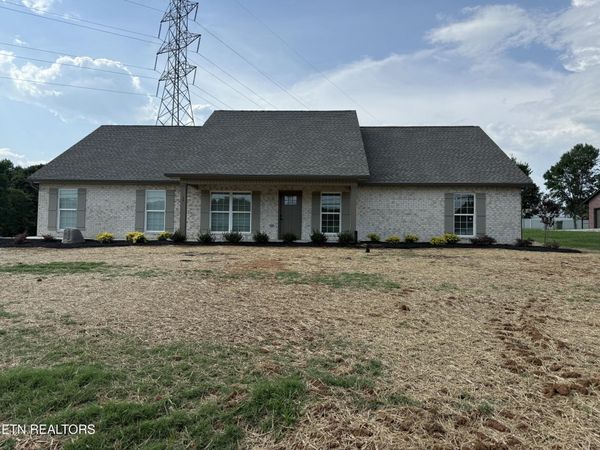330 Kenmark Drive, Maryville, TN 37803
