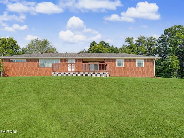 10890 Warrensburg Rd, Midway, TN 37809