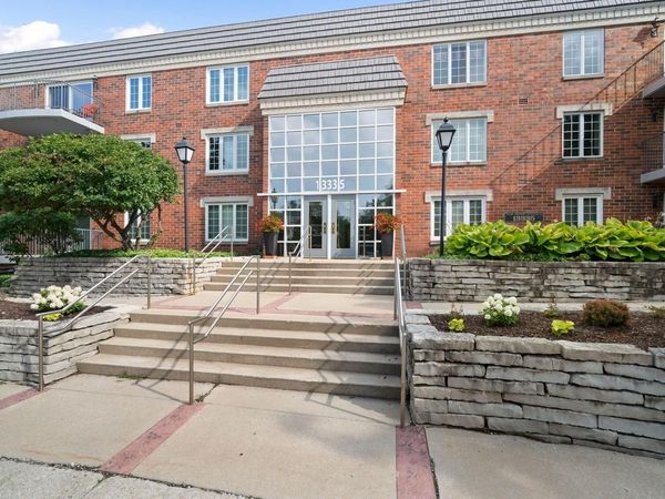 13335 Watertown Plank ROAD, Unit 115, Elm Grove, WI 53122