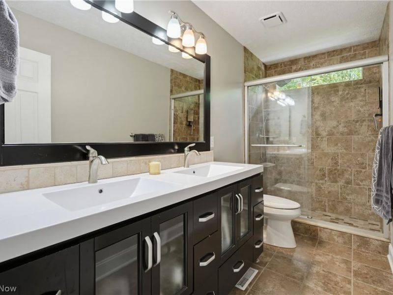 15097 Scarlet Oak Trail, Strongsville, OH 44149 Photo 33