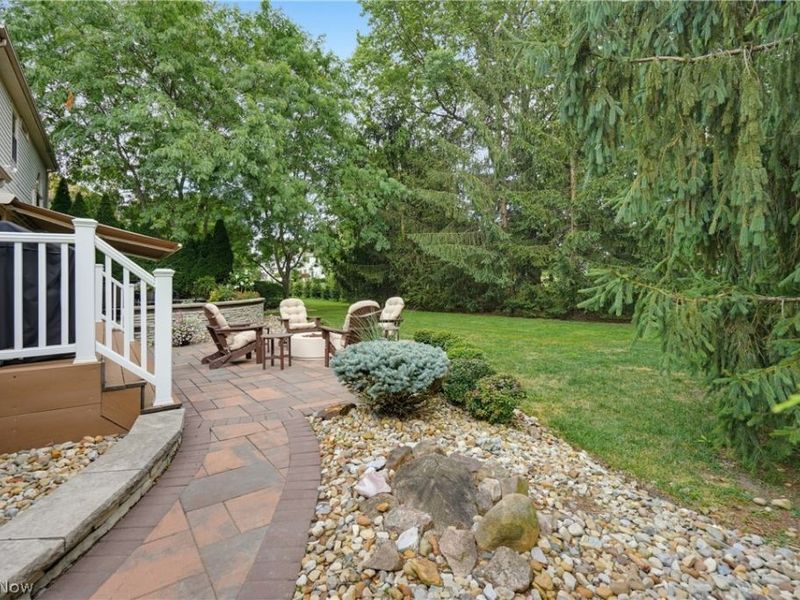 15097 Scarlet Oak Trail, Strongsville, OH 44149 Photo 8