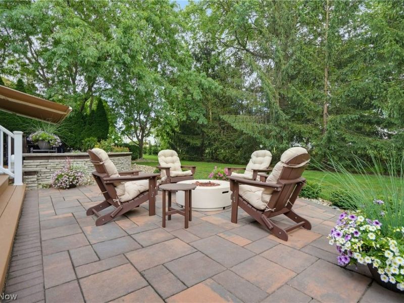 15097 Scarlet Oak Trail, Strongsville, OH 44149 Photo 9