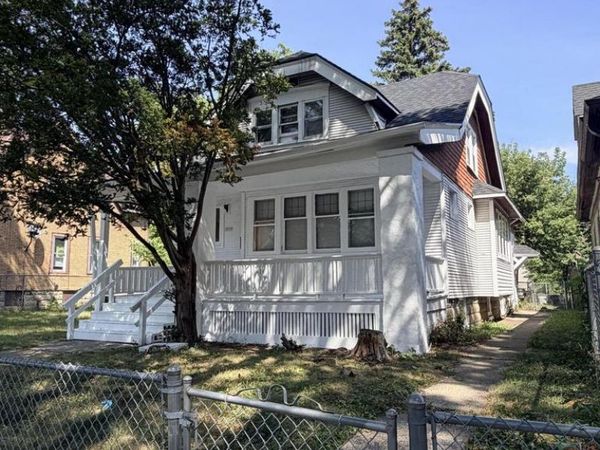 3050 N 24TH PLACE, Milwaukee, WI 53206