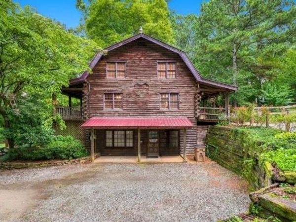 7918 Holyoke Road , Cumming, GA 30040