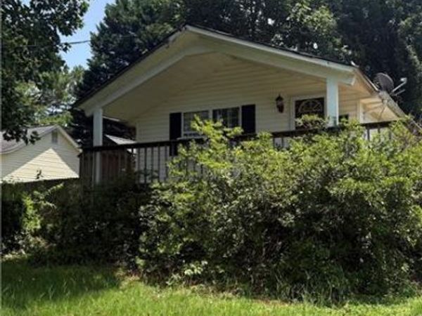 6435 Bonanza Court , Gainesville, GA 30506