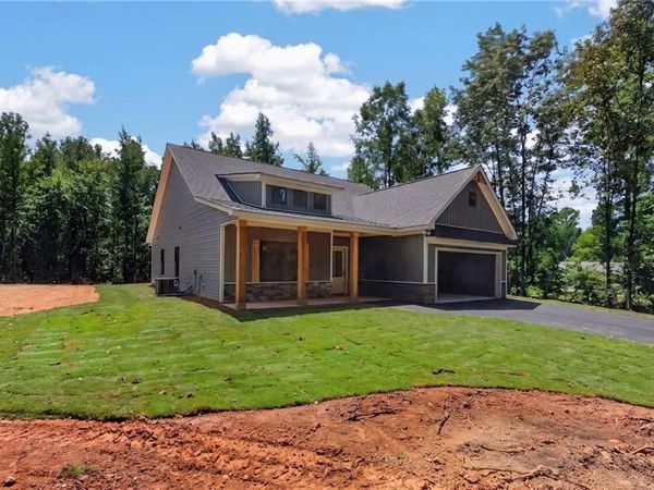 457 Relay Road, Silver Creek, GA 30173