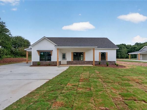 65 WIEUCA Way , Cedartown, GA 30125
