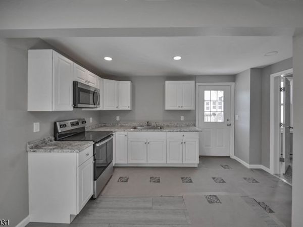 427 E Central Ave, Unit 431C, Alpha, NJ 08865