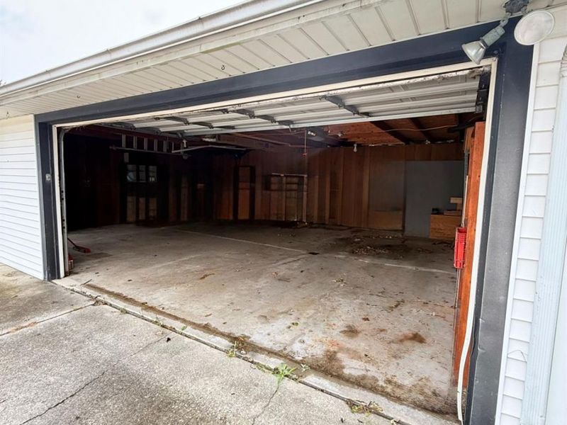 23766 W Meadow Drive, Genoa, OH 43430 Photo 6