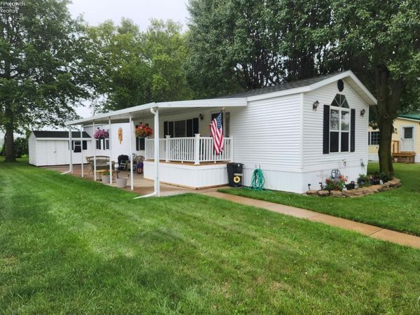43 E Bass Circle, Marblehead, OH 43440